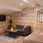 Apartment Hotes De Emilion *