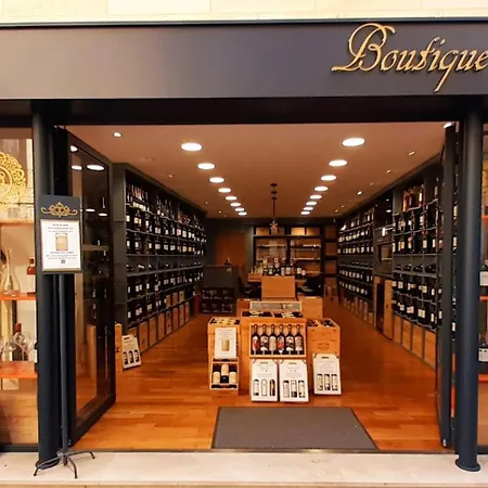 Hotes De Emilion Апартаменты *